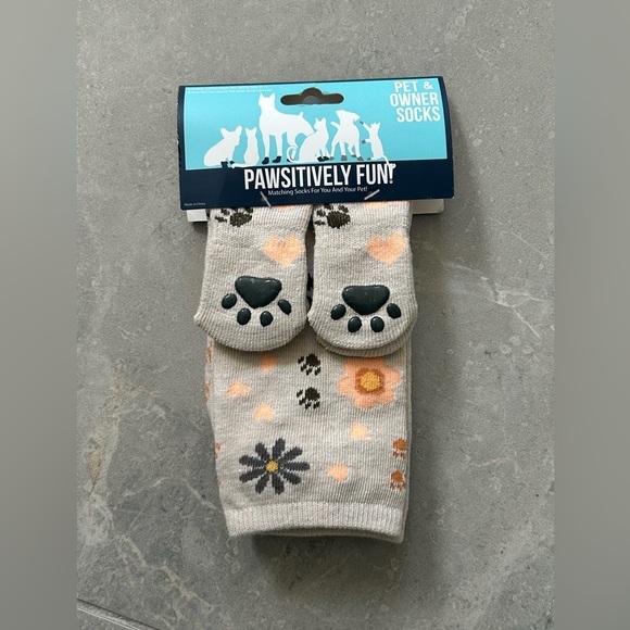 Pawsitively Fun Accessories - NWT Pawsitively Fun Pet & Owner Matching Socks Set